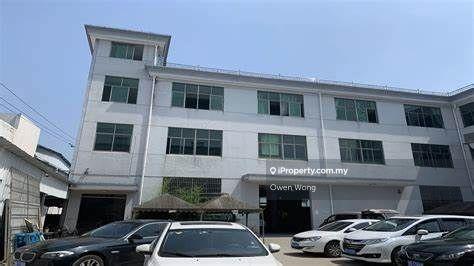 For Sale - 3 Storey Building Warehouse 1200 amp at Subang USJ Access to KESAS LDP Sunway Klang