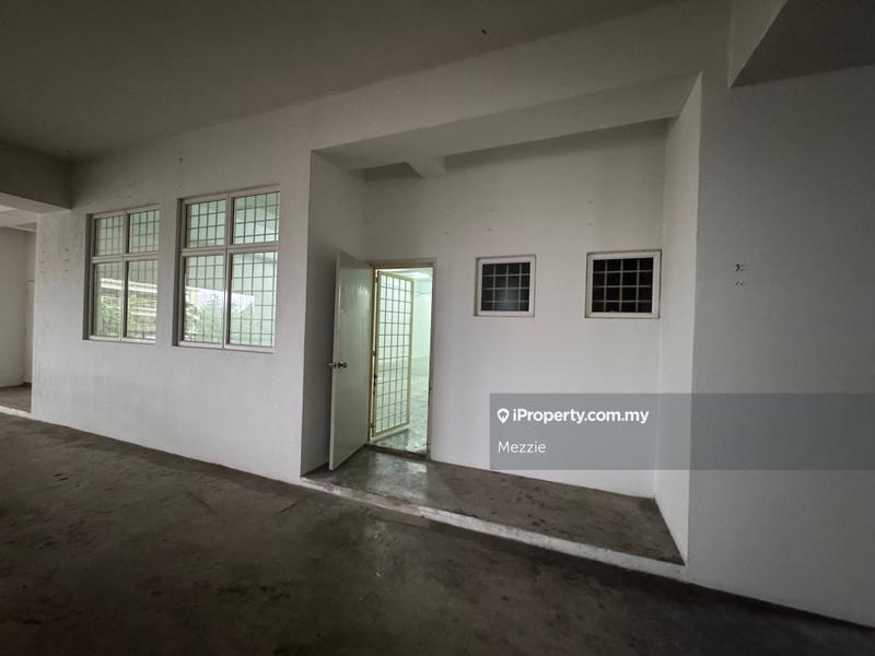 Shop-Office for Sale in Taman Melawati, Ulu Kelang by Mezzie - iProperty.com.my