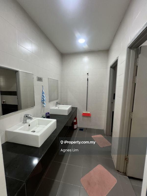 Shop / Office for Rent in Bandar Bukit Raja, Klang by Agnes Lim - Bathroom - iProperty.com.my