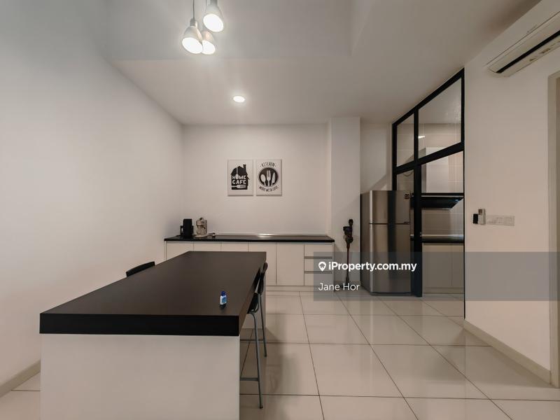 Townhouse for Sale in 16 Sierra, Puchong by Jane Hor - iProperty.com.my