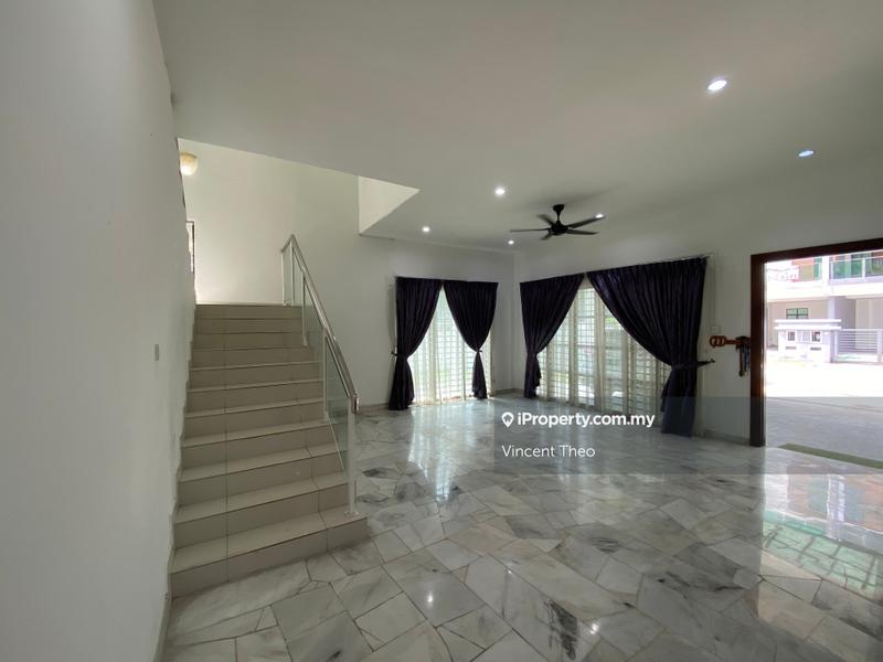 3.5-storey Terraced House for Sale in Taman Ampang Hilir, Ampang by Vincent Theo - iProperty.com.my