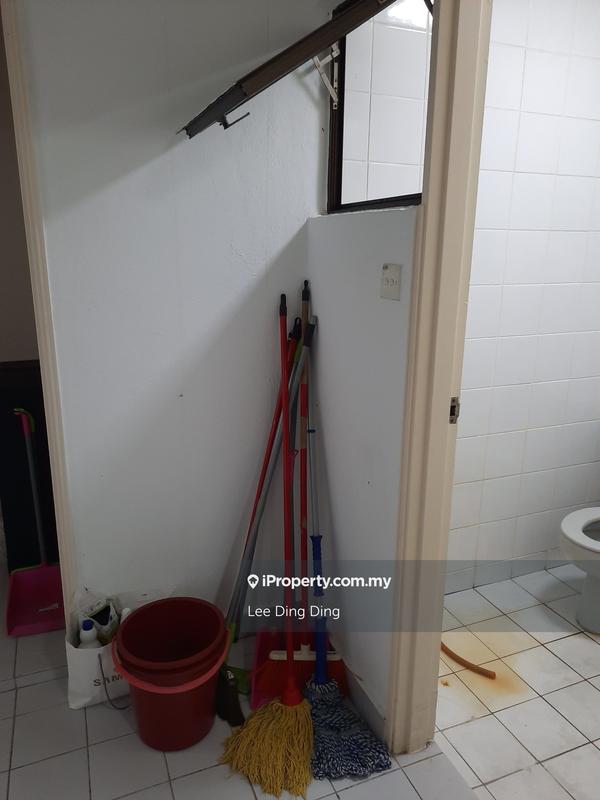 Condominium for Sale in Bukit Desa Condominium by Lee Ding Ding - iProperty.com.my