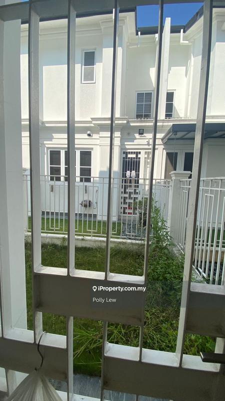Semi-Detached House for Sale in Semenyih, Selangor by Polly Lew - iProperty.com.my