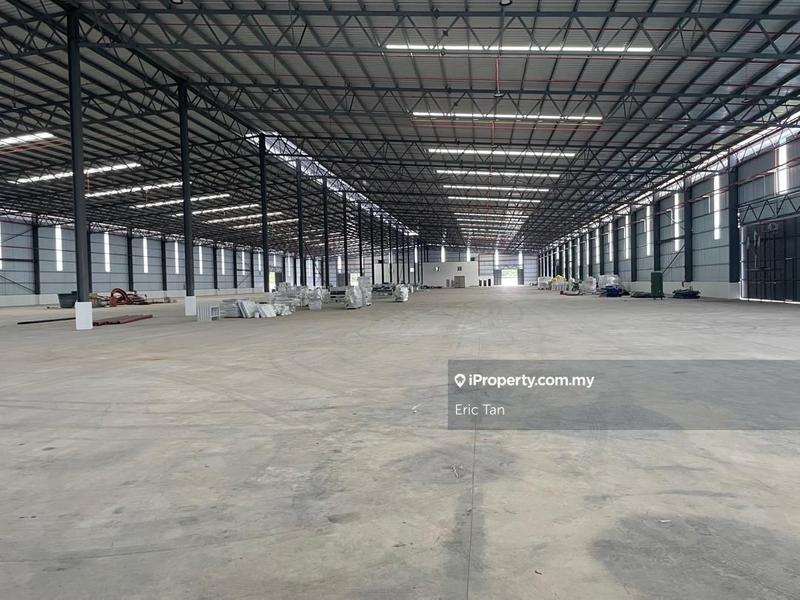 Detached Factory for Sale in Kampung Teluk Panglima Garang, Telok Panglima Garang by Eric Tan - iProperty.com.my