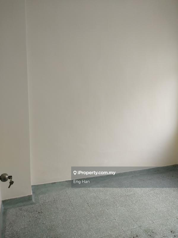2-storey Terraced House for Sale in Taman Overseas Union (Taman Oug), Jalan Klang Lama (Old Klang Road) by Eng Han - iProperty.com.my