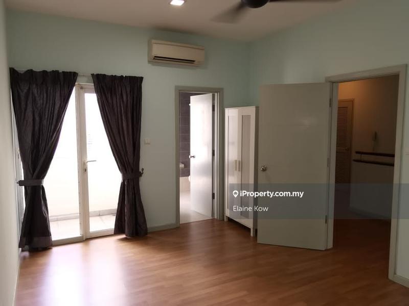 Townhouse for Sale in Petaling Jaya, Selangor by Elaine Kow - iProperty.com.my