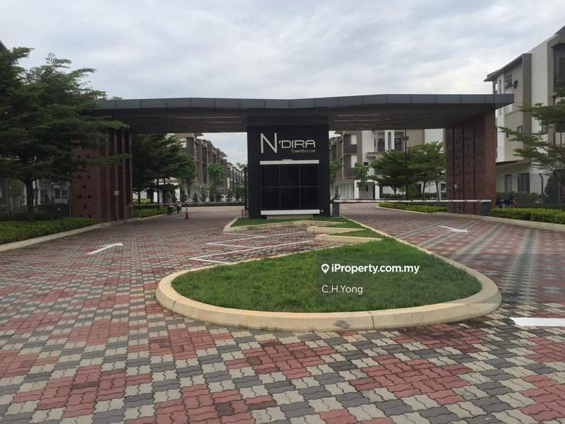Townhouse for Sale in N'dira Townvilla | Bandar 16 Sierra, Puchong by C.H.Yong - iProperty.com.my