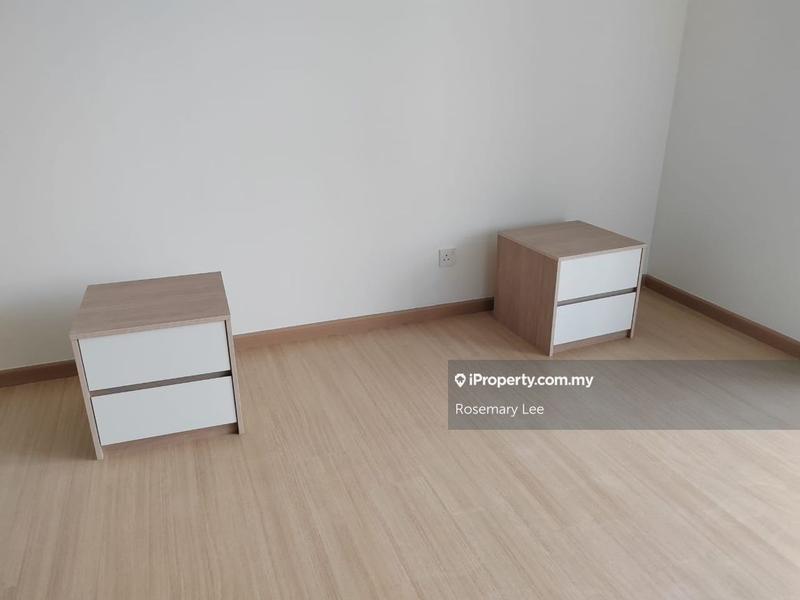 For Rent - Trinity Pentamont