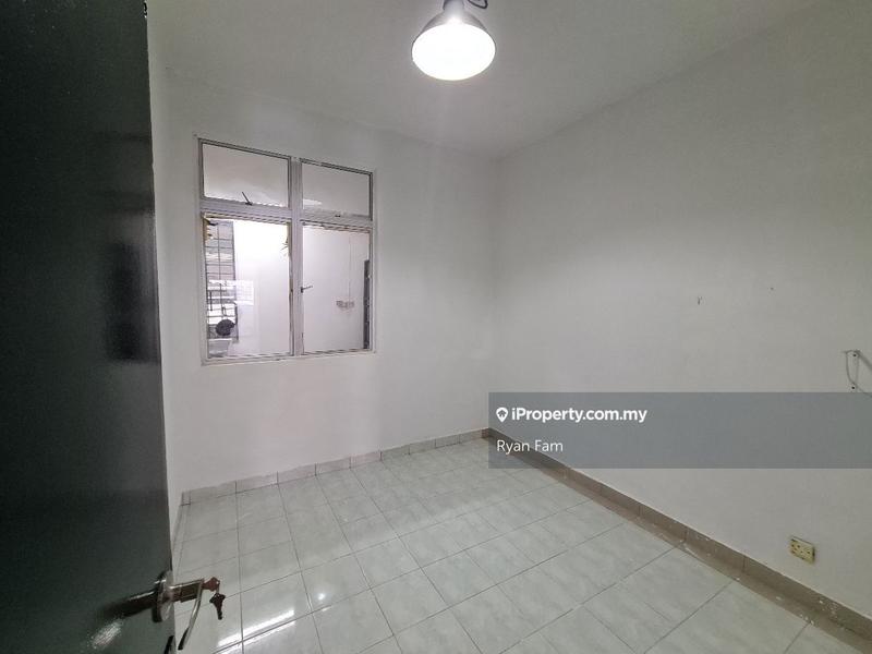 Rumah Bandar untuk Disewa di Taman Lagenda Mas, Cheras oleh Ryan Fam - iProperty.com.my