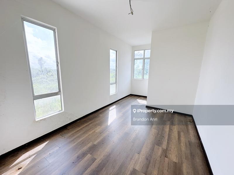 2-storey Terraced House for Sale in Seri Mahkota Maju, Gambang, Kuantan, Pahang, Kuantan by Brandon Ann - iProperty.com.my