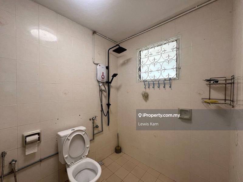 Bungalow House for Sale in Tanjung Bungah, Penang by Lewis Kam - iProperty.com.my