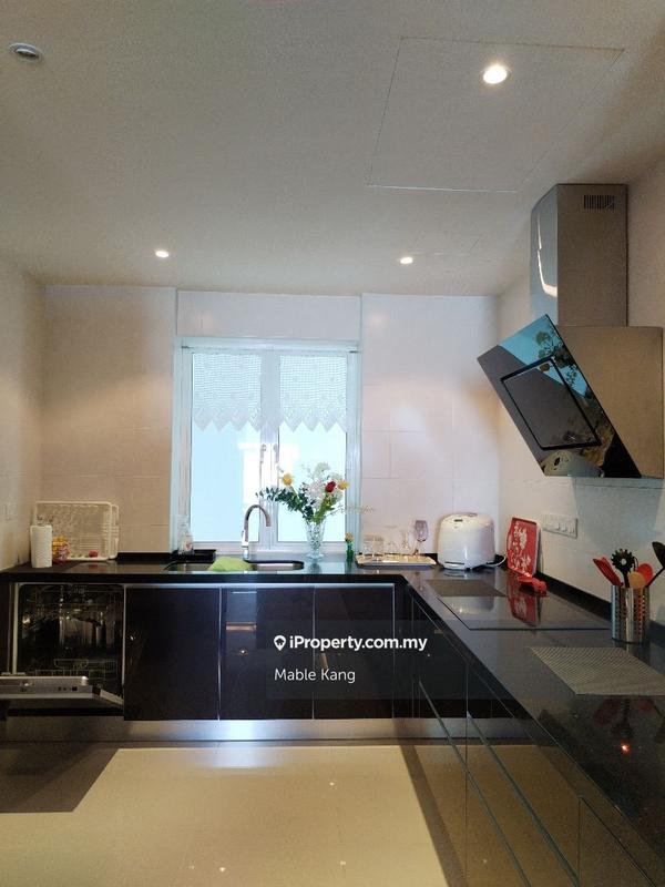 Condominium for Sale in Bayu Ferringhi Condominiums by Mable Kang - iProperty.com.my