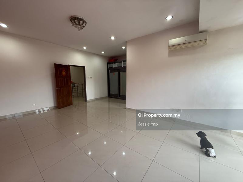 Rumah Teres 2-Tingkat untuk Dijual di Serdang, Seri Kembangan oleh Jessie Yap - iProperty.com.my