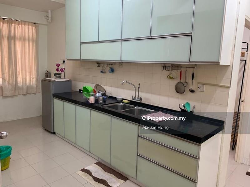 Apartment for Sale in Bayu Emas Apartments by Mackie Hong - iProperty.com.my
