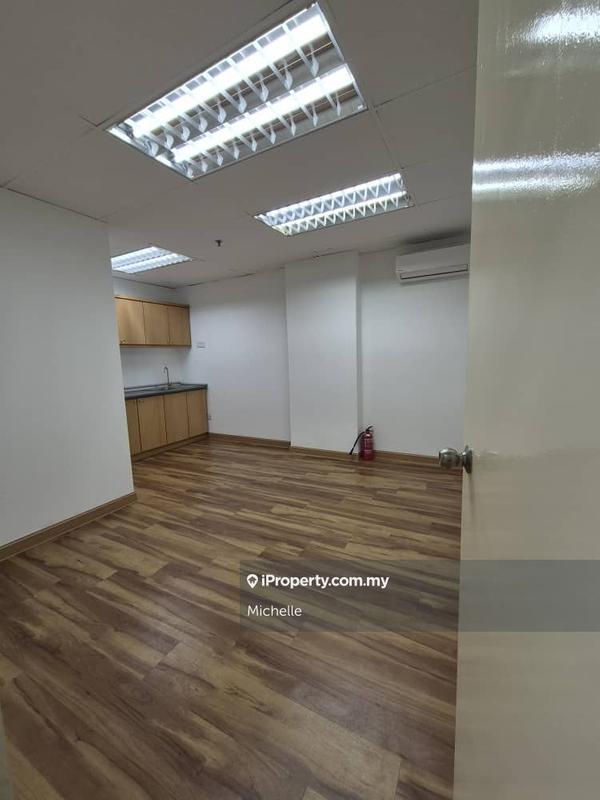 Pejabat untuk Disewa di KLCC, KL City Centre oleh Michelle - iProperty.com.my