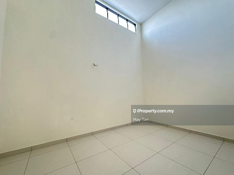 Rumah Berkembar untuk Dijual di Taman Setia Mutiara, Kluang oleh May Tan - iProperty.com.my