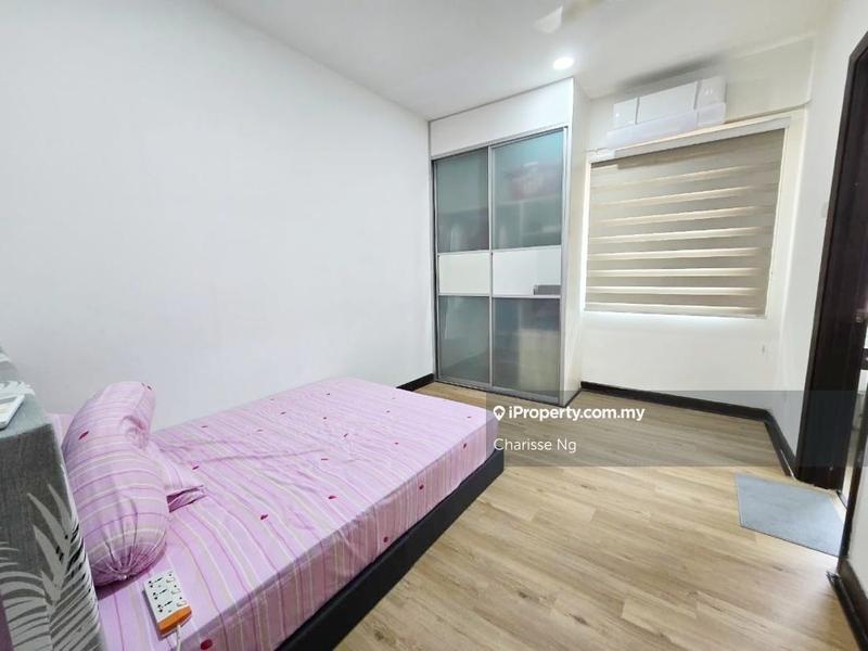 Rumah Berkembar untuk Dijual di Taming Mutiara, Bandar Sungai Long oleh Charisse Ng - iProperty.com.my