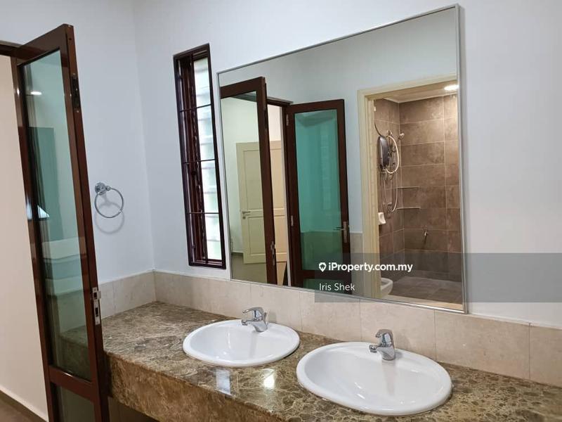 Rumah Berkembar untuk Disewa di Kota Kemuning, Shah Alam oleh Iris Shek - iProperty.com.my