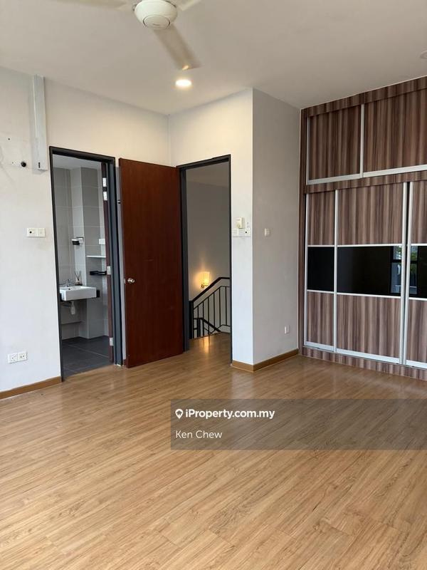 Rumah Teres 2-Tingkat untuk Dijual di Kajang East, Semenyih oleh Ken Chew - iProperty.com.my