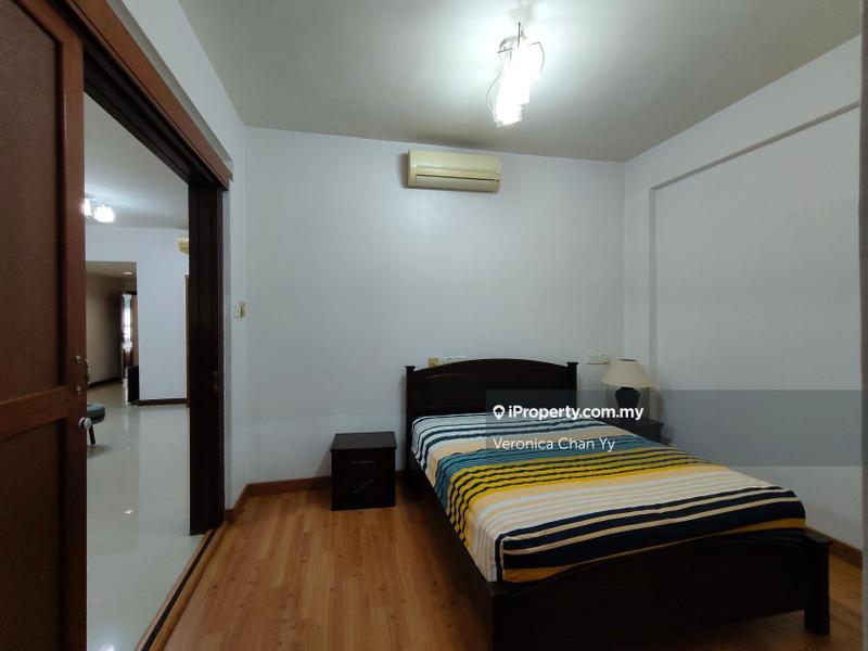 Kondominium untuk Dijual di Desa Angkasa oleh Veronica Chan Yy - iProperty.com.my