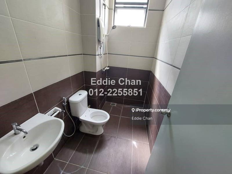 Rumah Berangkai 3 Tingkat untuk Dijual di Ukay Tropika, Hulu Kelang, Ampang, Ampang oleh Eddie Chan - iProperty.com.my