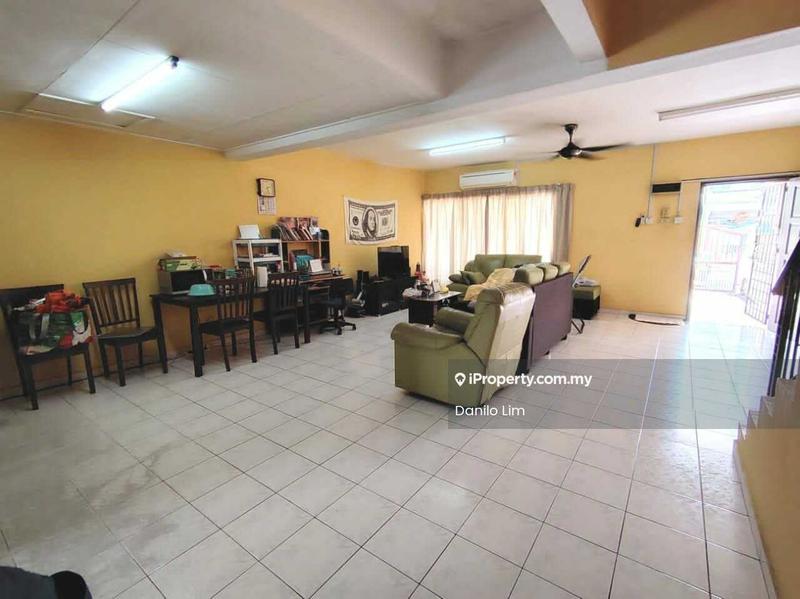 Rumah Teres 2-Tingkat untuk Dijual di Bandar Damai Perdana, Cheras oleh Danilo Lim - Living Room - iProperty.com.my