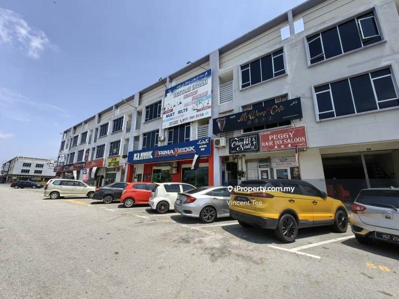 For Sale - 3 Sty Freehold Shop Facing Main Road Pusat Komersil Teriang