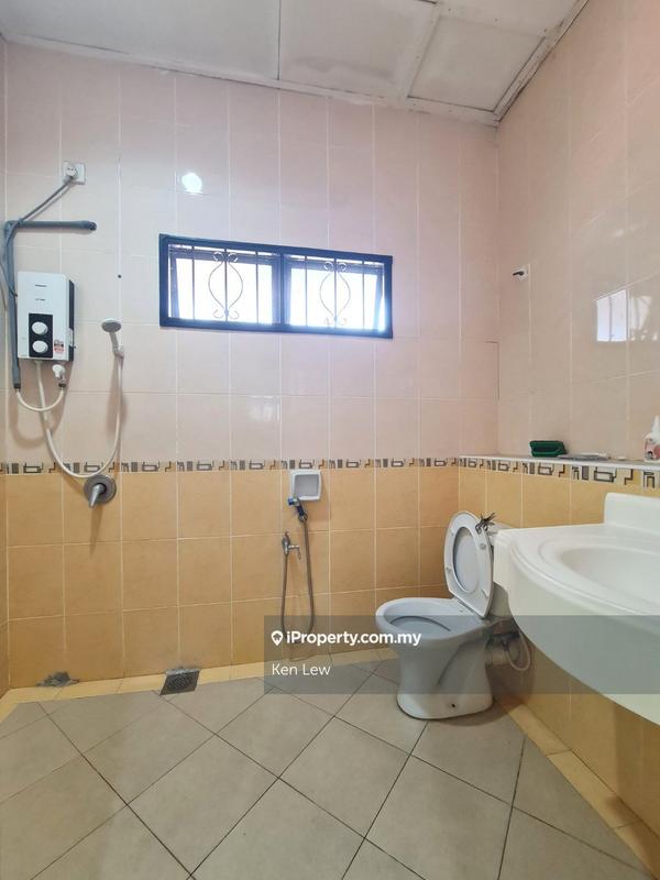 Rumah Berangkai 2 Tingkat untuk Dijual di Bandar Tun Hussein Onn, Cheras oleh Ken Lew - iProperty.com.my