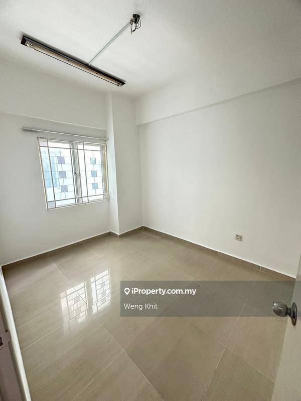 Condominium for Sale in Kepong Sentral Condominium by Weng Khit - iProperty.com.my