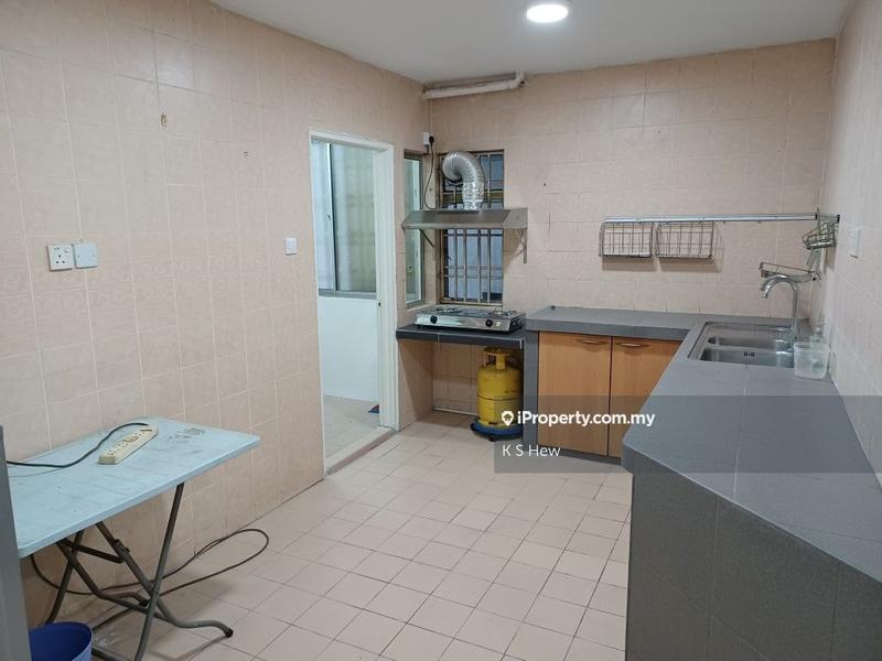 Condominium for Sale in Amadesa Resort Condominium by K S Hew - iProperty.com.my