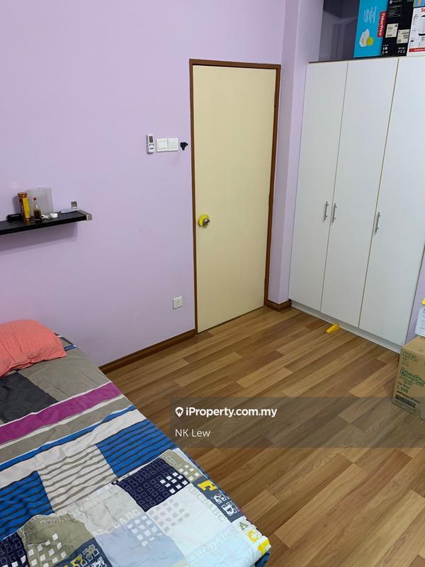 Kondominium untuk Dijual di Bayan Villa, Seri Kembangan oleh NK Lew - iProperty.com.my