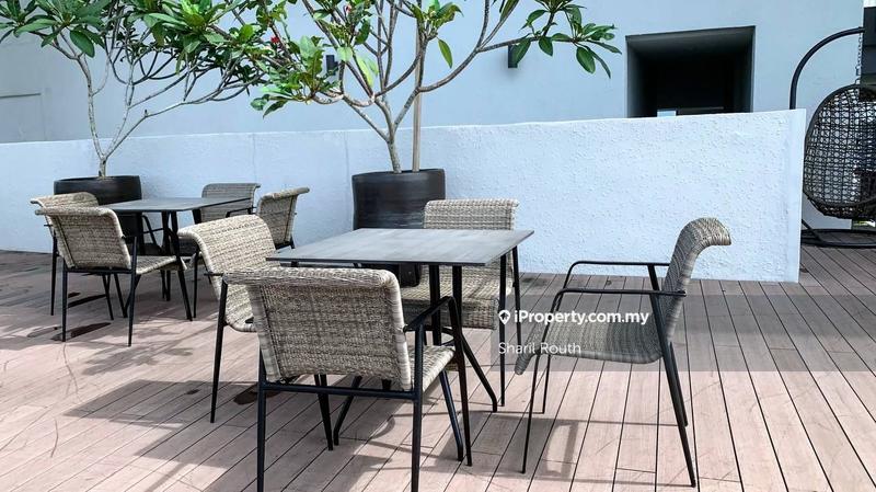 Kediaman Servis untuk Dijual di Ooak Serviced Apartments @ Kiara 163 oleh Sharil Routh - iProperty.com.my