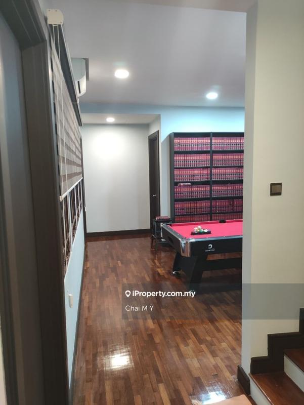 Rumah Berkembar untuk Dijual di Taman Aman Sari, Bandar Kinrara oleh Chai M Y - iProperty.com.my