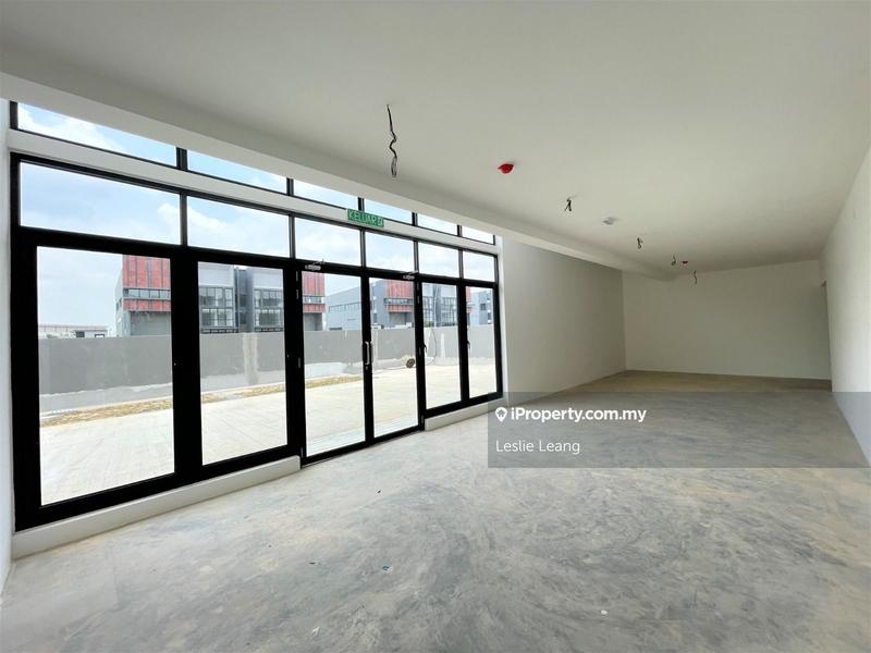 Kilang Berkembar untuk Dijual di Sungai Buloh, Selangor oleh Leslie Leang - iProperty.com.my