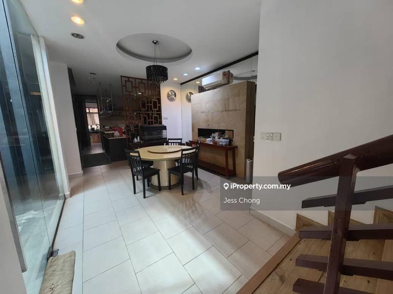 Rumah Berangkai 2 Tingkat untuk Dijual di Bukit Jelutong, Shah Alam oleh Jess Chong - iProperty.com.my