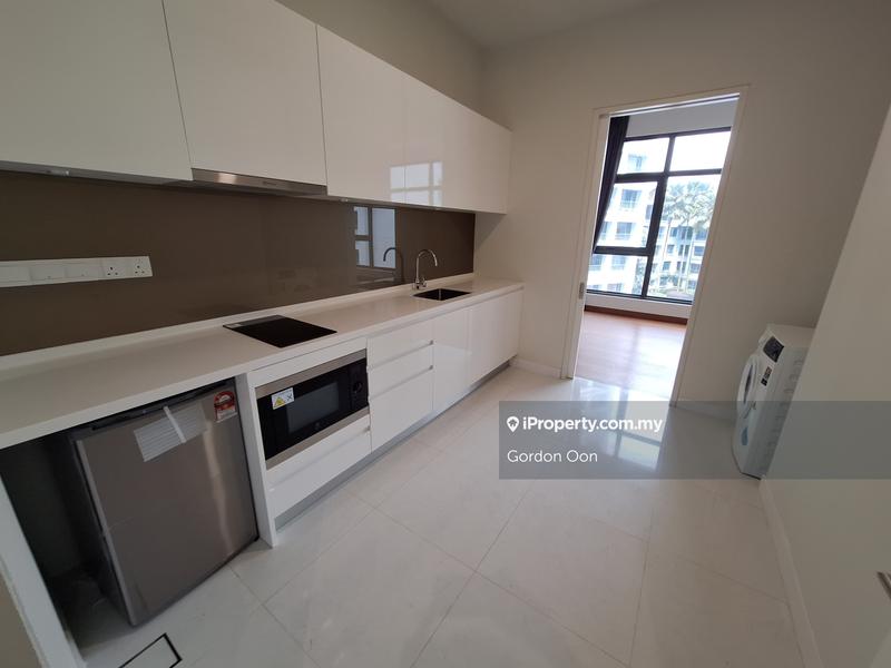 For Sale - Mayfair Residences @ Pavilion Embassy