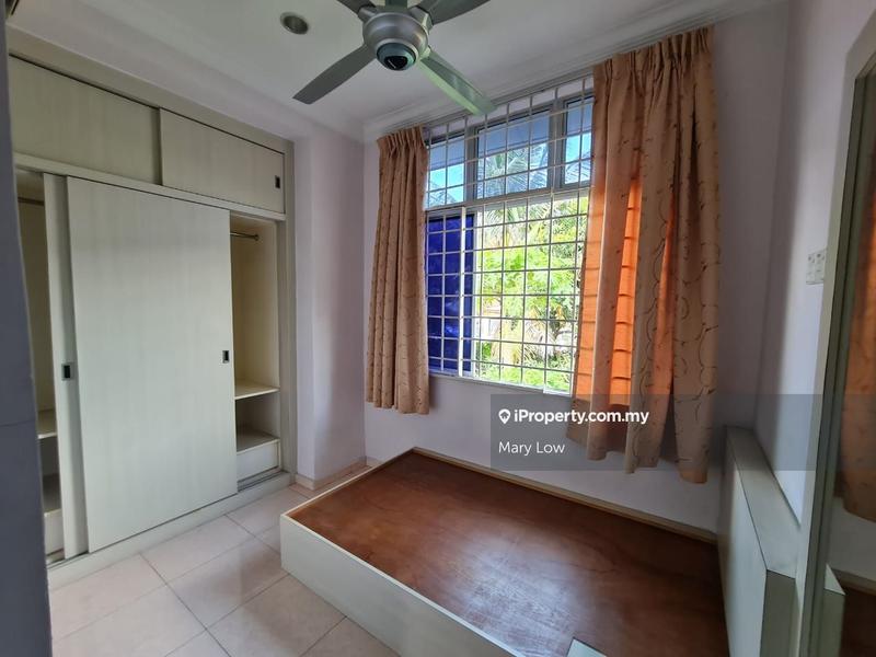 Townhouse for Sale in Taman Bukit Cheng, Cheng by Mary Low - iProperty.com.my