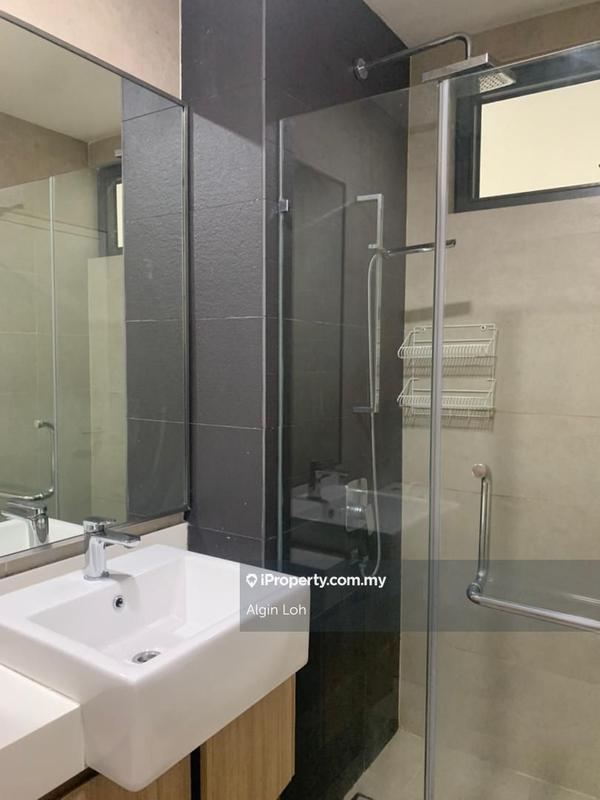Service Residence for Rent in Third Avenue by Algin Loh - iProperty.com.my