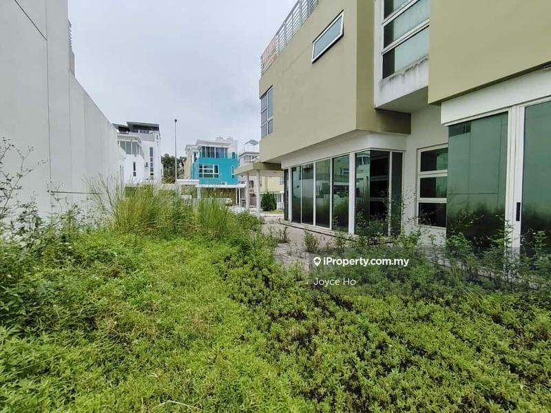 Bungalow House for Sale in Saujana Puchong, Puchong by Joyce Ho - iProperty.com.my