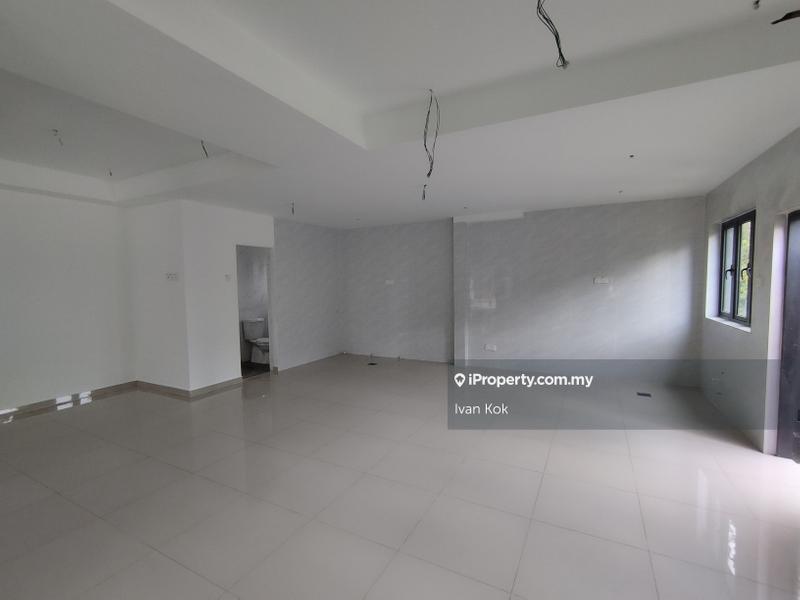 Terraced House for Sale in Subang Jaya, Selangor by Ivan Kok - iProperty.com.my