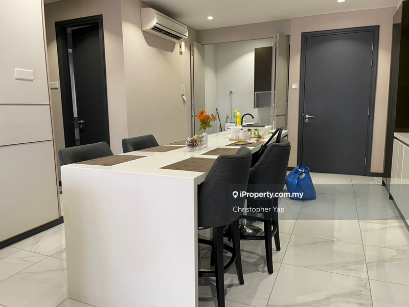 For Sale - 8 Kia Peng