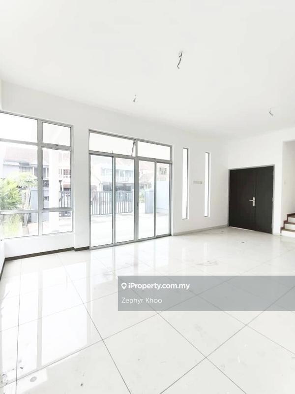 Rumah Berkembar untuk Dijual di Taman Mutiara Rini, Skudai oleh Zephyr Khoo - iProperty.com.my