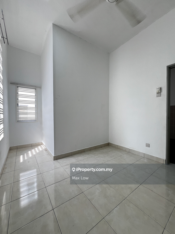 Rumah Berangkai 2 Tingkat untuk Dijual di Suria Warisan, Kota Warisan, KLIA, Sepang, Sepang oleh Max Low - iProperty.com.my
