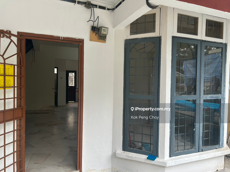 Rumah Teres 2-Tingkat untuk Dijual di Lestari Putra, Seri Kembangan oleh Kok Peng Choy - iProperty.com.my
