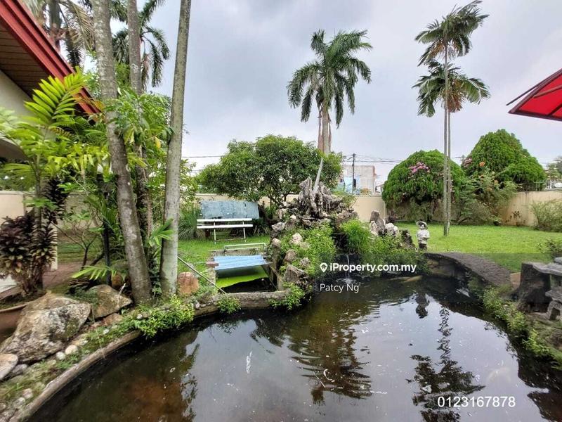 Bungalow House for Sale in Taman Paramount, Petaling Jaya by Patcy Ng - iProperty.com.my