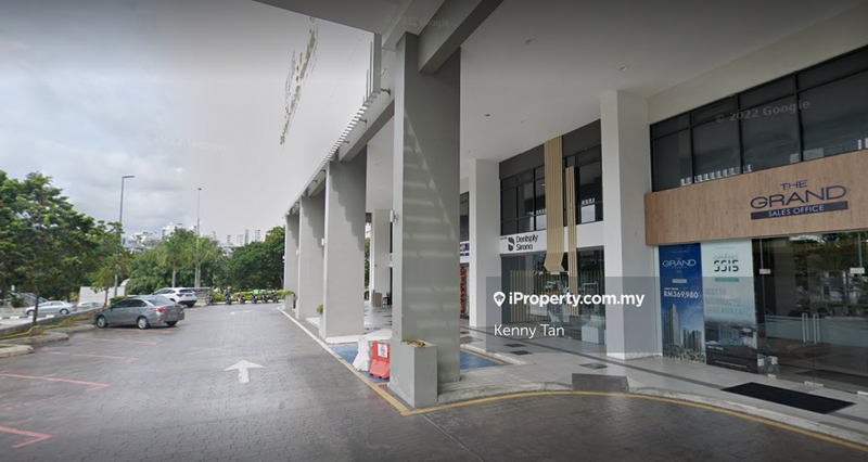 For Sale - CORNER LOT | KELANA DAMANSARA SUITE | KELANA JAYA | PRIME AREA