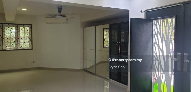 Rumah Berangkai 2 Tingkat untuk Dijual di Taman Saujana Impian, Kajang oleh Bryan Cho - iProperty.com.my