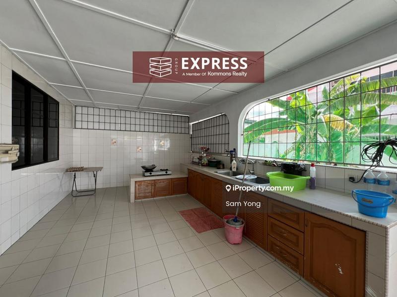 Bungalow House untuk Dijual di Pujut, Miri oleh Sam Yong - Kitchen - iProperty.com.my