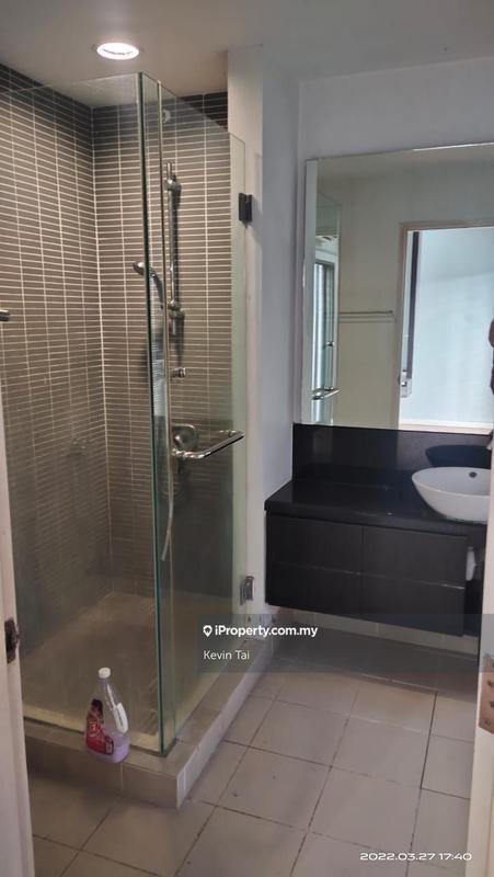 3-storey Terraced House for Sale in Meadow Lakefields, Sg Besi, Sungai Besi by Kevin Tai - iProperty.com.my