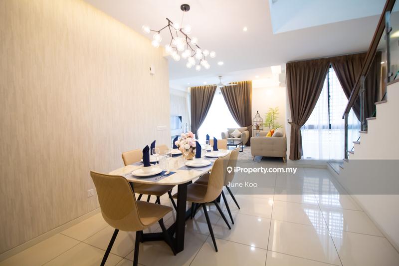 Kediaman Servis untuk Dijual di Tropical Villa oleh June Koo - iProperty.com.my